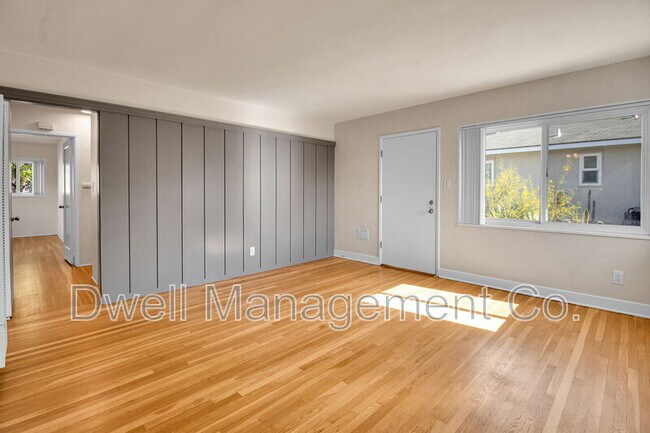 Foto del edificio - 4521 3rd St