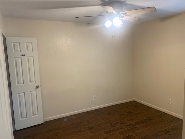 Building Photo - 3020 Grove St