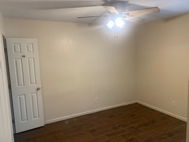 Foto del edificio - 3020 Grove St