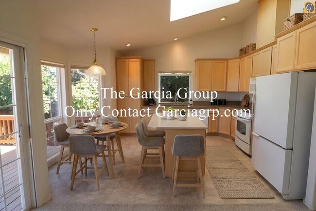 Foto del edificio - 8955 SW Iowa Dr