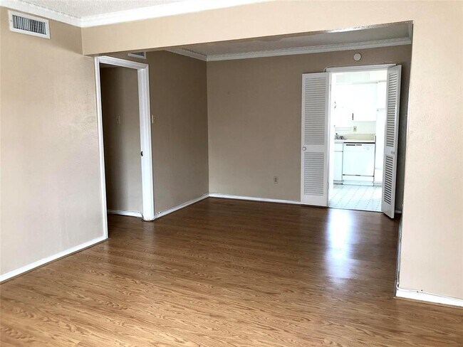 Foto del edificio - 5062 Matilda St