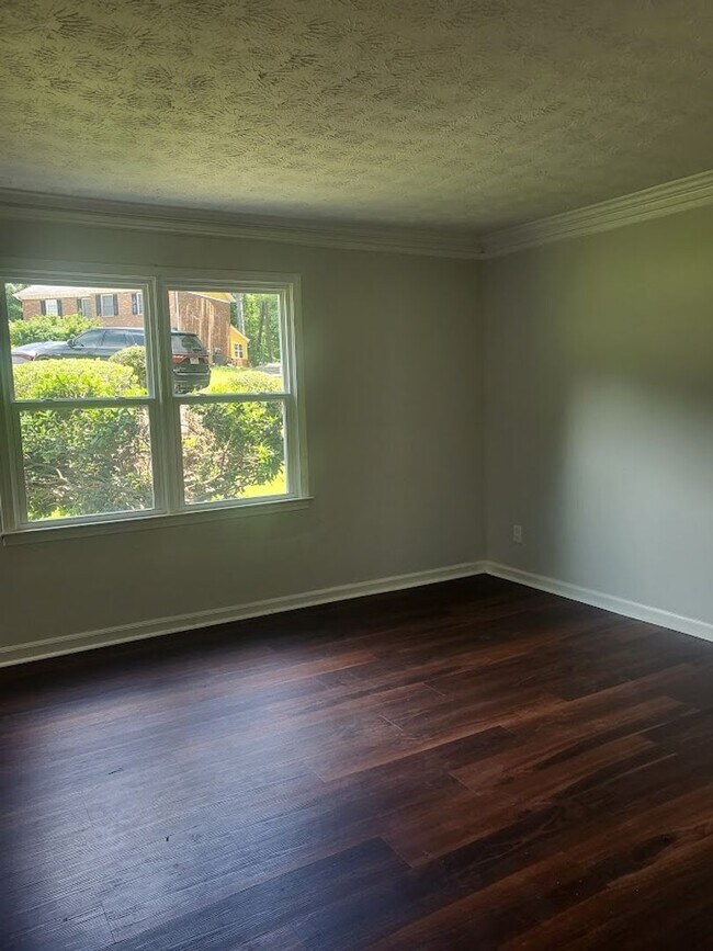 Foto del edificio - 3530 Southgate Way SE