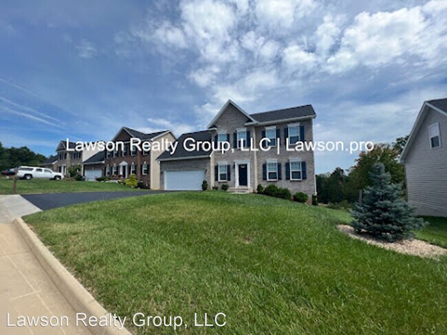 Building Photo - 4 br, 2.5 bath House - 220 Edgemont Drive