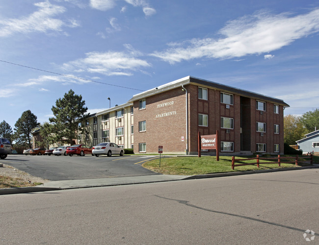 Building Photo - Pinewood Apartments