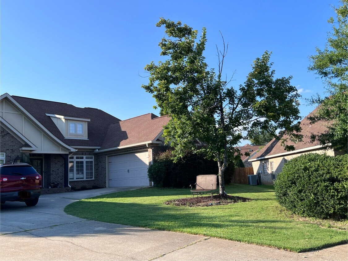 3610 White Oaks Ridge, Tuscaloosa, AL 35406 House Rental in