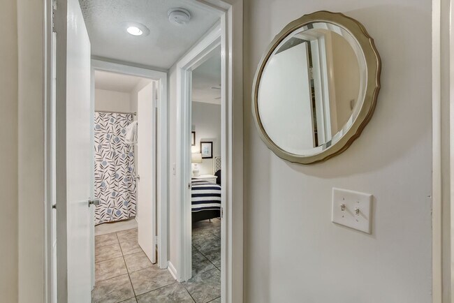 Foto del edificio - 2328 Sadler Rd