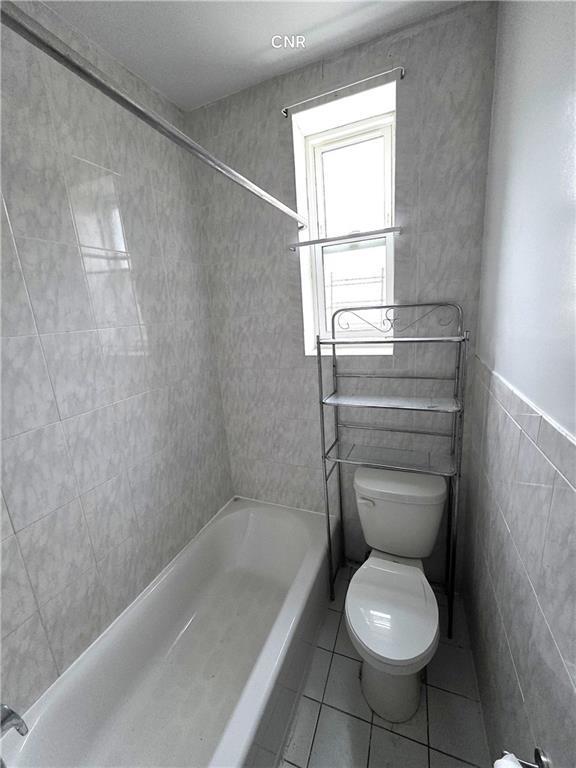 Foto del edificio - 361 E 54th St
