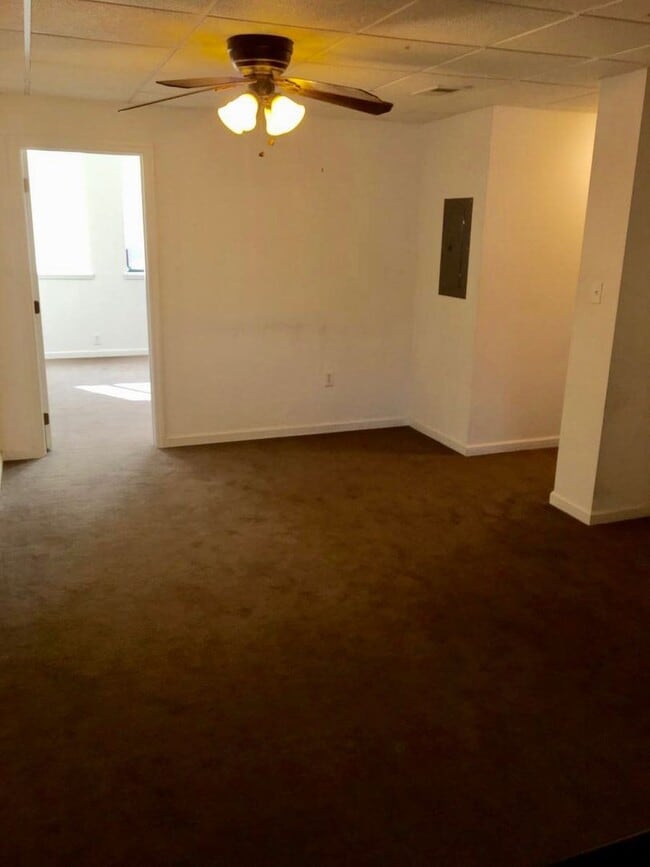 Photo - 107 S 12th St Apartment