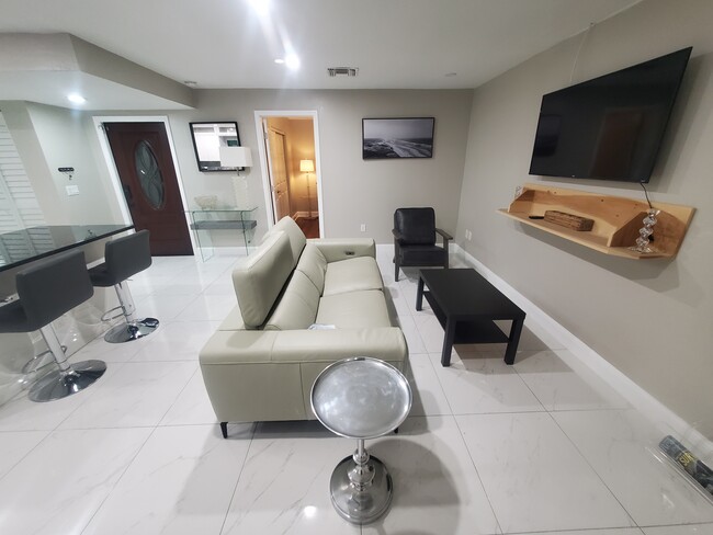 Foto del edificio - 3568 Boca Ciega Dr