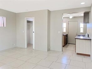 Building Photo - 37219 Melrose Dr