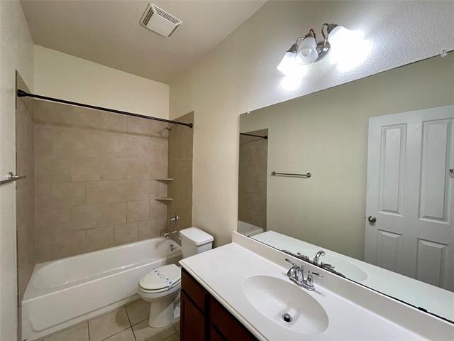 Foto del edificio - 2108 Jasmine Valley Drive