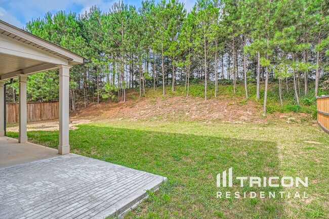 Foto del edificio - 6740 Oak Hill Pl