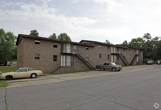 Building Photo - 4416/4418 Lynn Lane