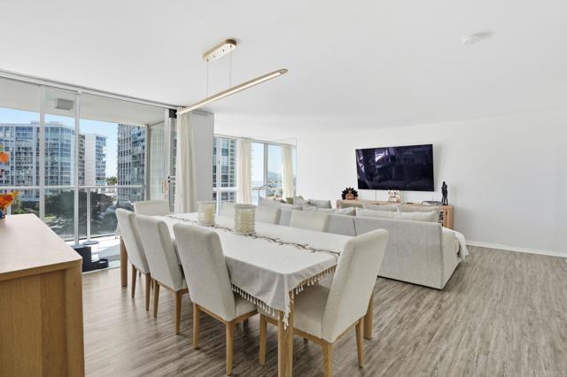 Building Photo - 1730 Avenida Del Mundo