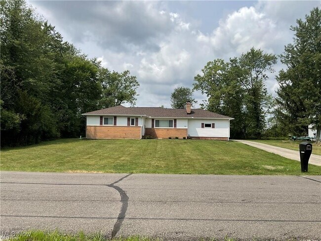 Building Photo - 3648 Avondale Rd