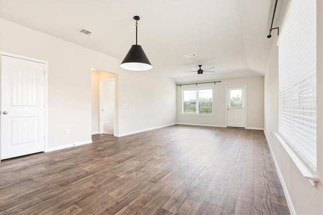 Building Photo - 304 Sandhill Piper St