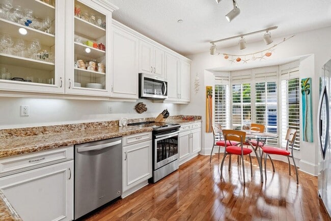 Building Photo - 464 Juno Dunes Way