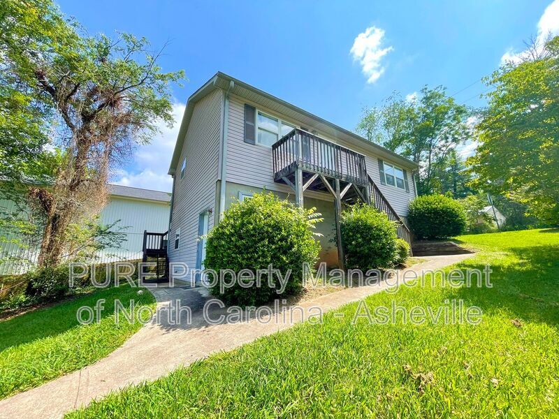 Primary Photo - 70 Hampton Rd