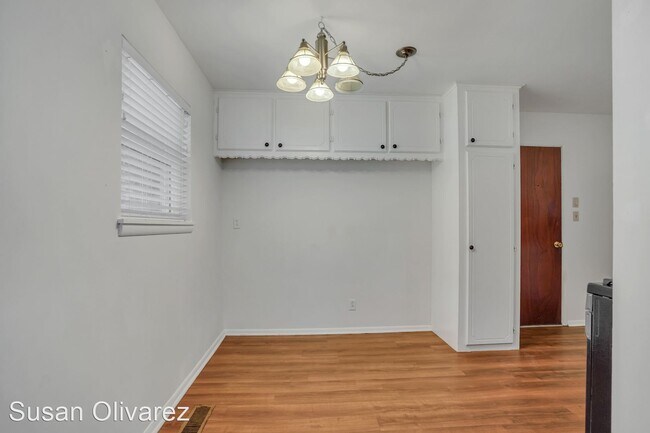 Building Photo - 3 br, 2 bath House - 20409 E Admiral Blvd.