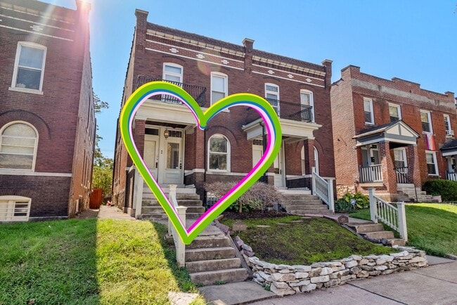 Building Photo - Park Perfect