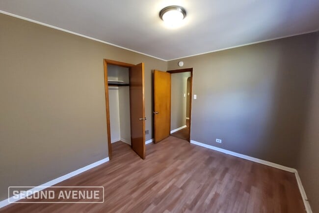 Foto del edificio - 8815 S Merrill Ave