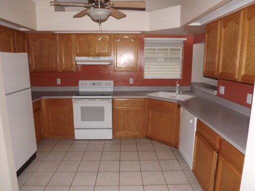 Building Photo - 6523 Piccadilly Ln