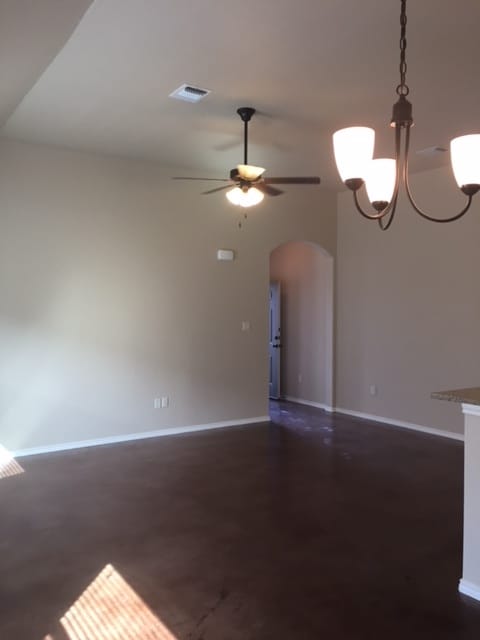 Foto del edificio - 722 Saengerhalle Rd