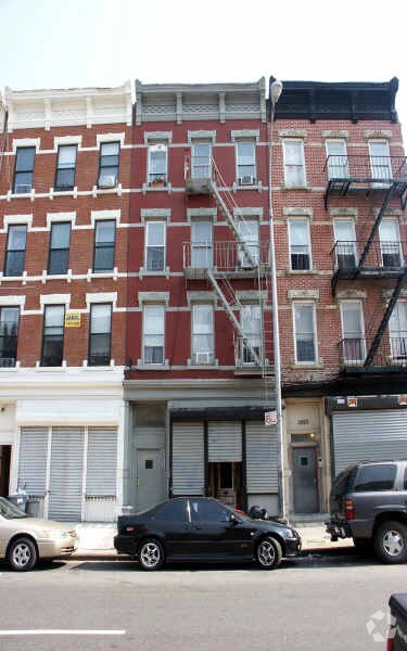 Foto del edificio - 1094 Dekalb Ave