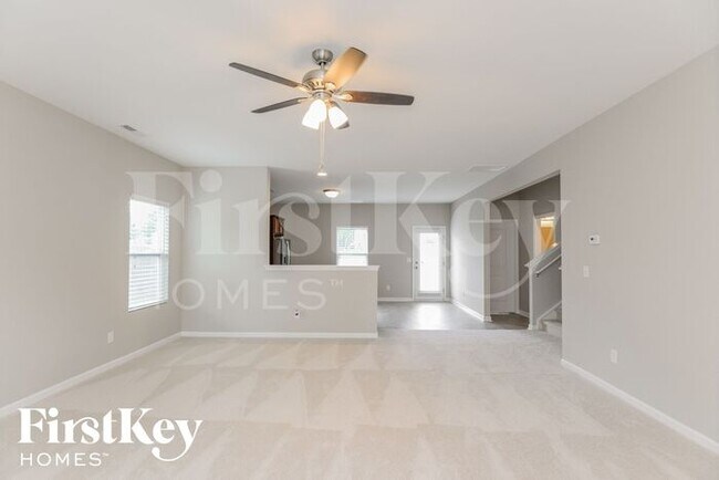 Foto del edificio - 812 Southridge Dr