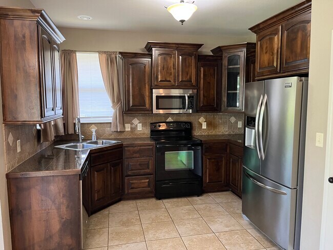 Cocina - 2615 Pine Crest Dr