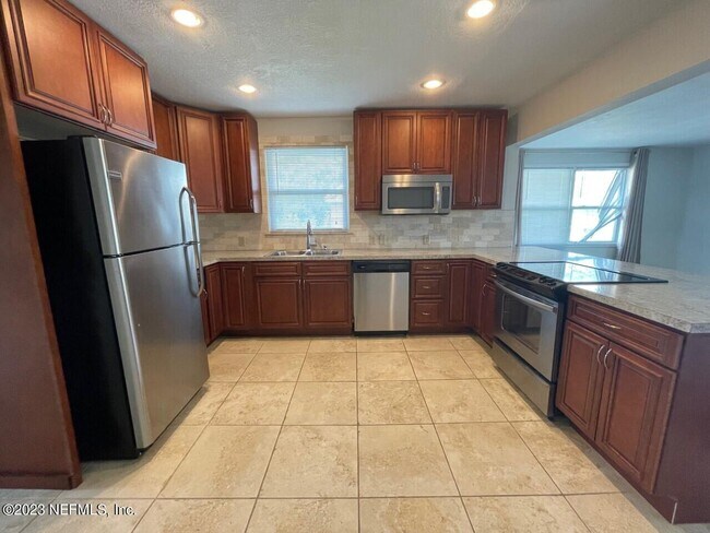 Foto del edificio - 1274 Belmont Terrace