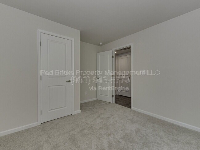 Foto del edificio - 1011 Ketchum Ct