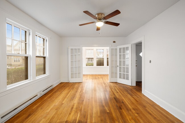 Building Photo - 116 Scofield Ave