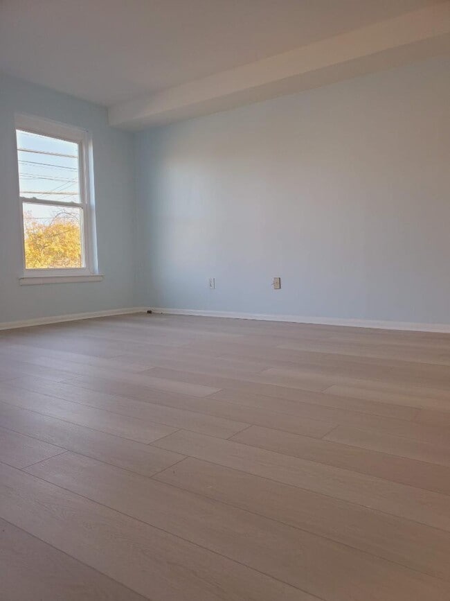 Photo - 2702 Island Ave Apartment