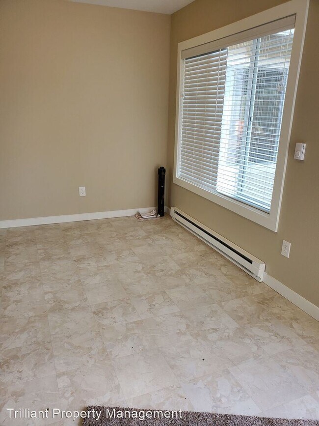 Building Photo - 3 br, 1 bath House - 3322 Tierra Drive NE