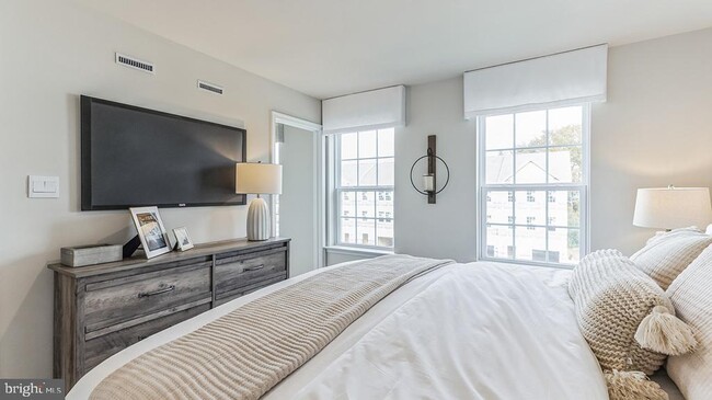 Foto del edificio - 268 Macoun Way