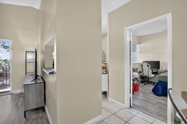 Foto del edificio - 2361 NW 96th Terrace