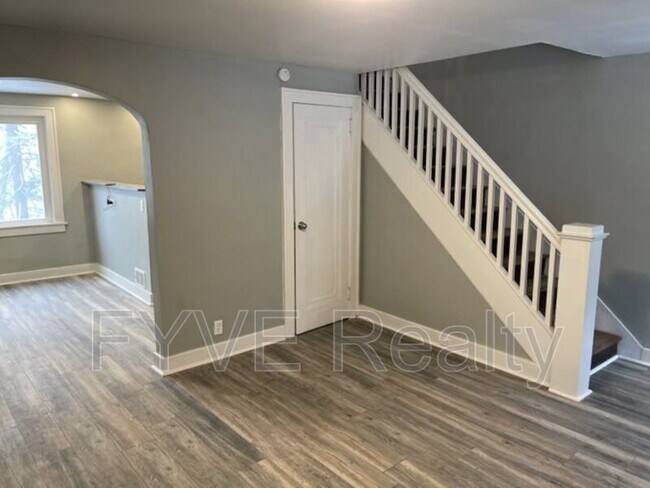 Foto del edificio - 1328 Sherman St