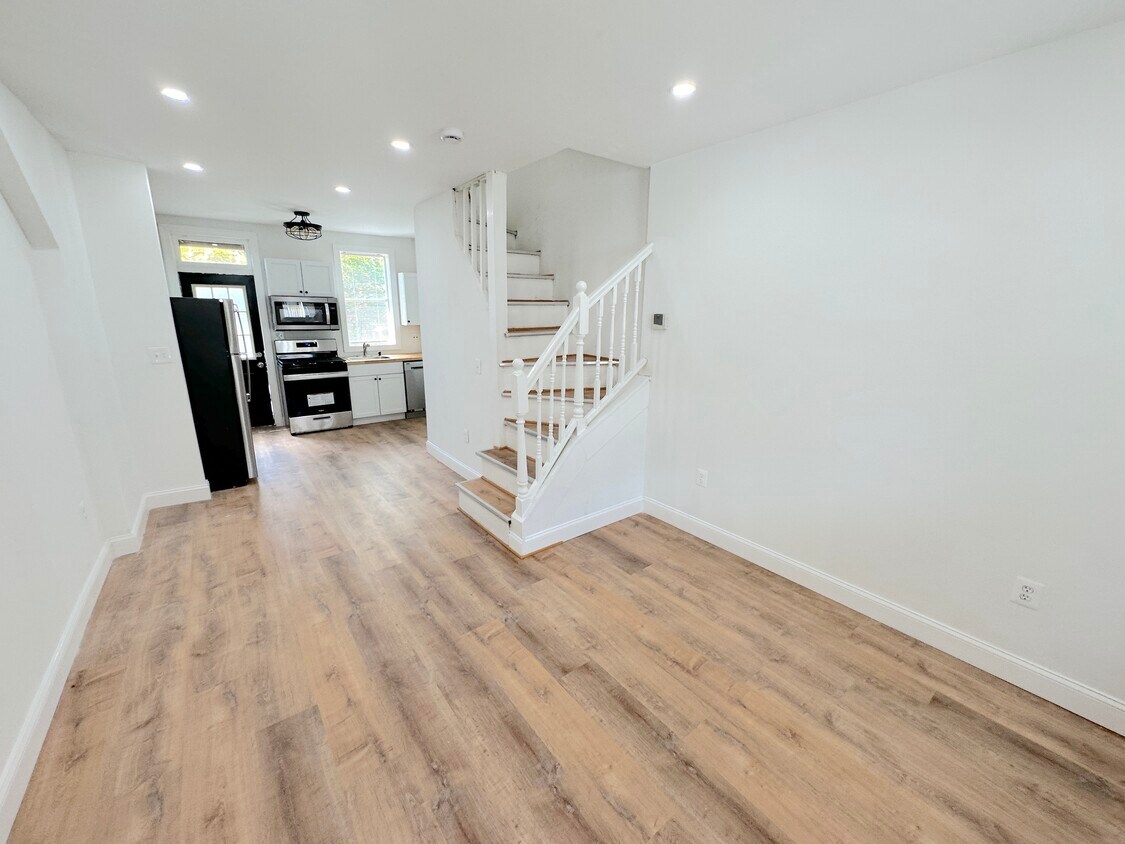 Foto principal - 605 Harding Pl