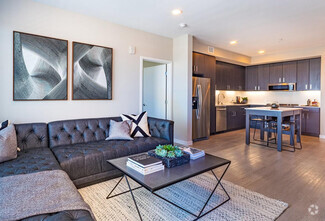 Building Photo - 3560 Rambla Pl