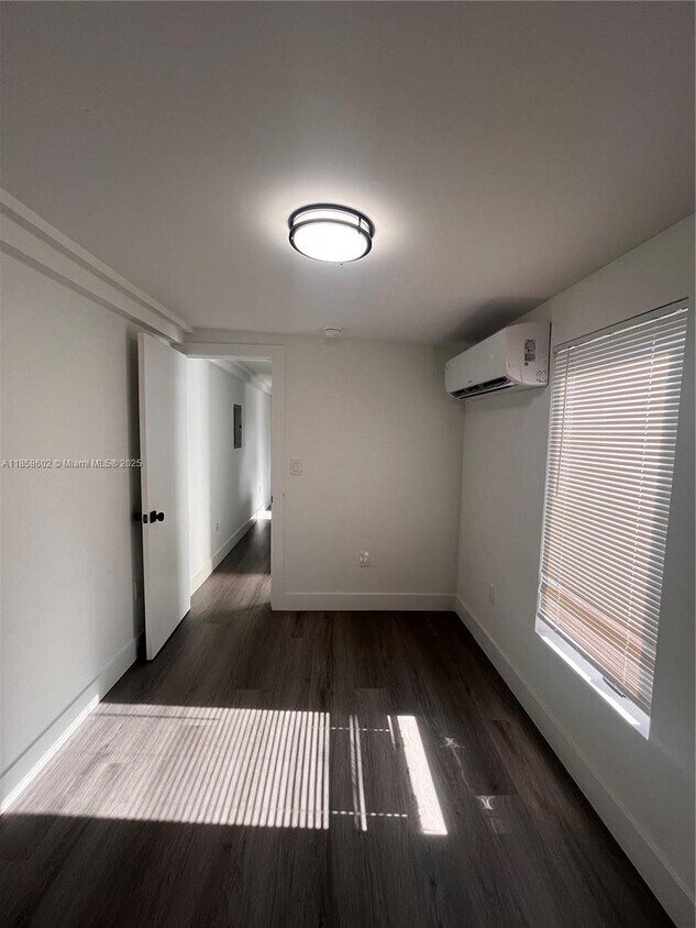 Foto del edificio - 638 SW 21st Ave