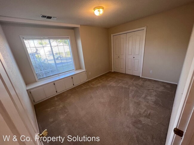 Building Photo - 3 br, 2 bath House - 1700 Vinson