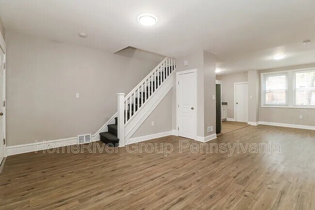 Foto del edificio - 2547 S Robinson St