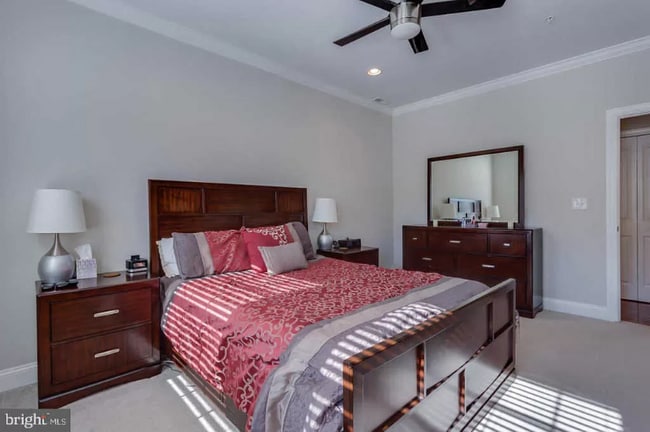 Building Photo - 4950 Fitch Pl NE