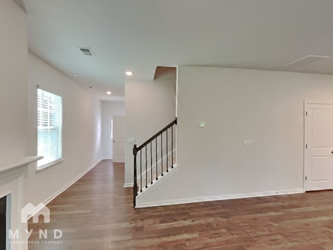 Building Photo - 4139 Village Blvd NW