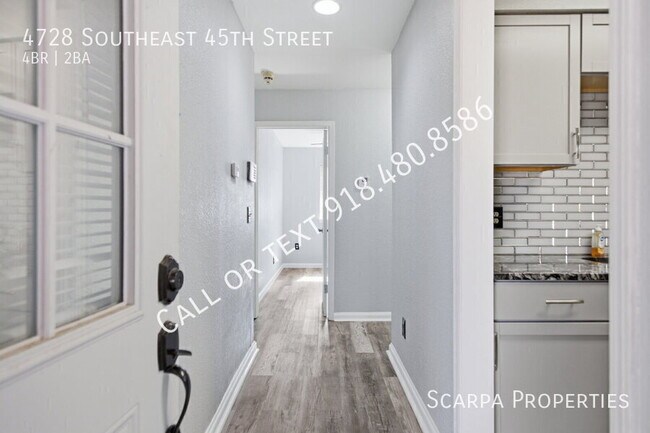 Foto del edificio - 4728 SE 45th St