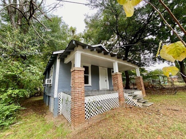 Building Photo - 2934 Harp St