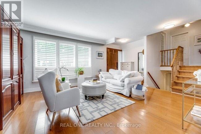 Photo du bâtiment - 1377 Sheldon Ave