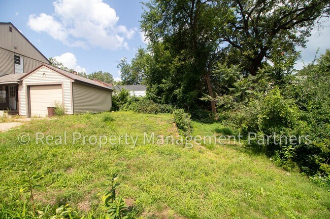 Building Photo - 1350 Giddings Ave SE