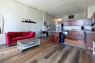Building Photo - 408 W St Clair Ave